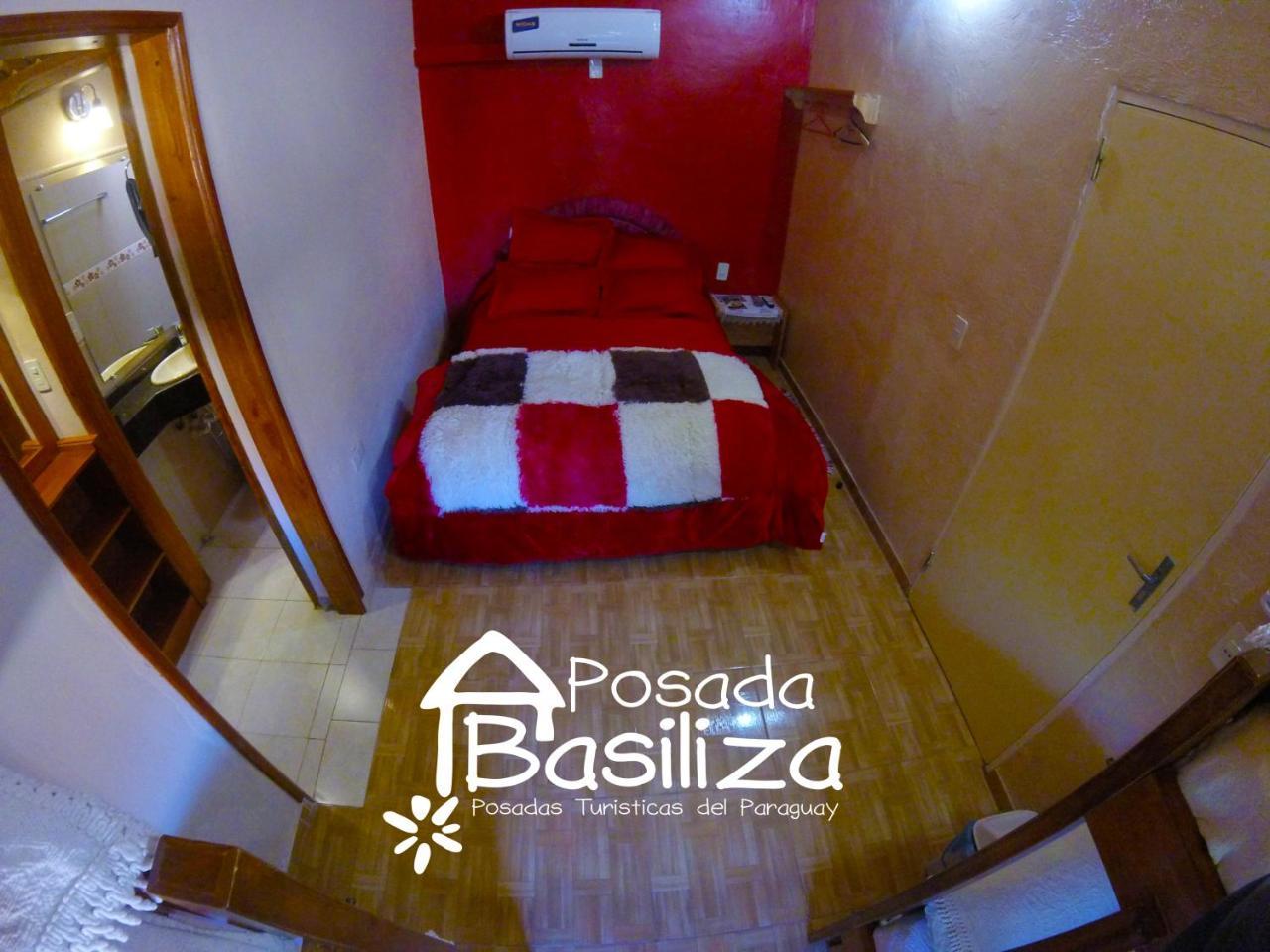 Posada Basiliza, Encarnacion Py Eksteriør billede